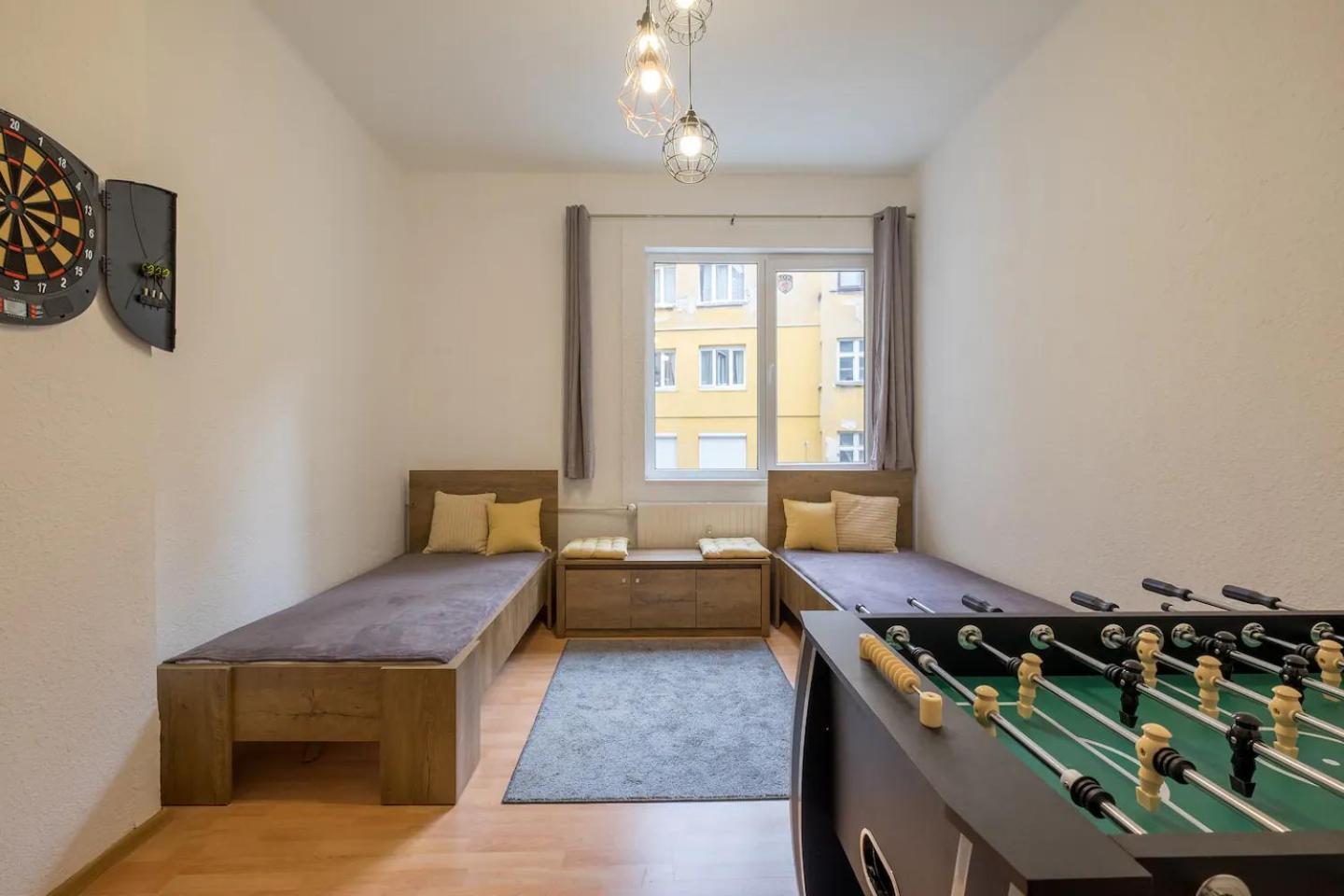 Stay And Play - Foosball And Comfort Sofie Exteriér fotografie